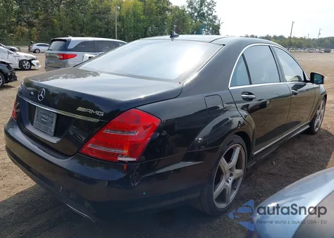 2013 Mercedes-Benz S 550 из США, поврежденный, VIN WDDNG7DB3DA533679